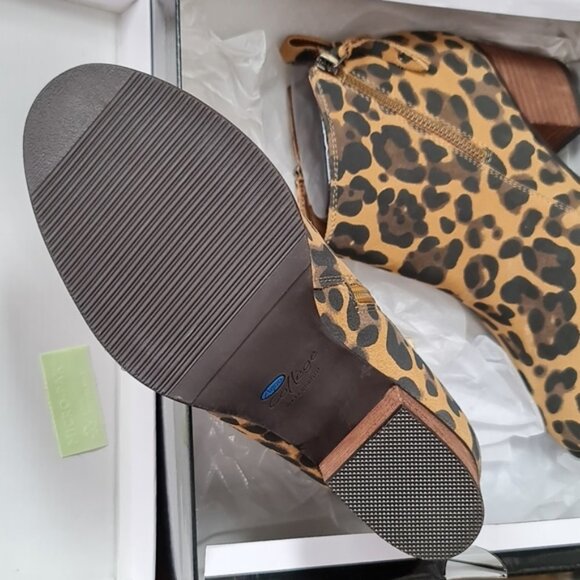 Aqua College Nancy Waterproof Booties - Picture 4 of 4